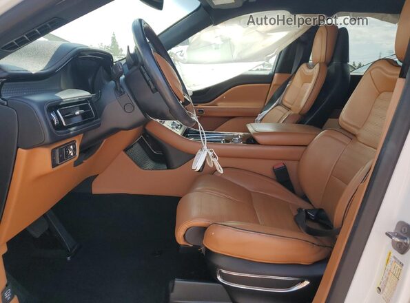 5LM5J9XC6LGL00945 2020 LINCOLN AVIATOR White წინა სალონის ხედი