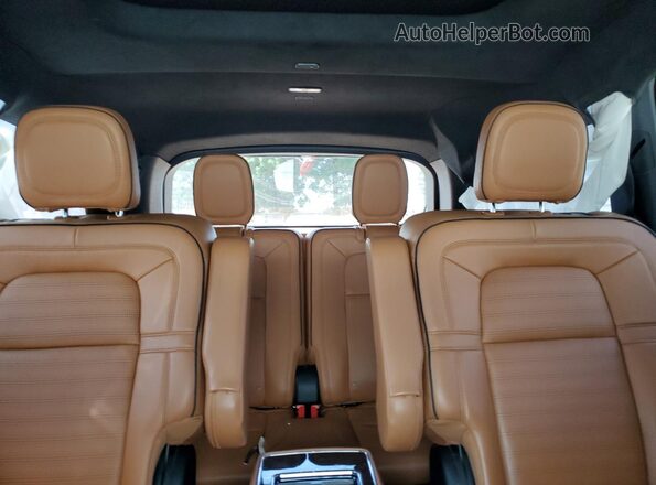 5LM5J9XC6LGL00945 2020 LINCOLN AVIATOR White უკანა სავარძლების ხედი