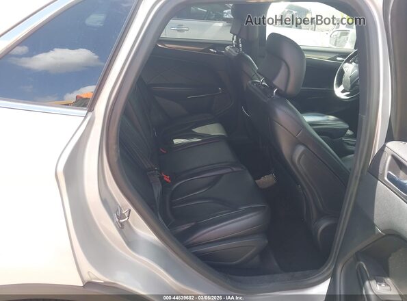 5LMCJ1C93HUL33865 2017 LINCOLN MKC Silver VIN კოდის სტიკერის ხედი
