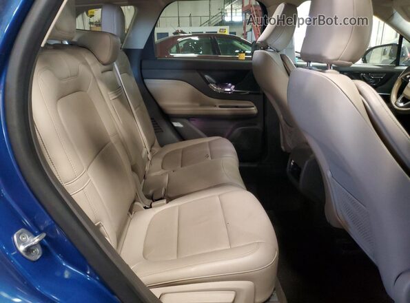 5LMCJ1C98MUL04498 2021 LINCOLN CORSAIR Blue Vista interior trasera