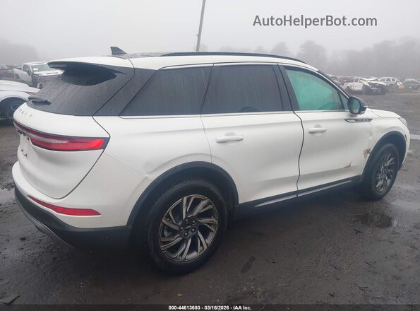5LMCJ1DAXSUL11300 2025 LINCOLN CORSAIR White Widok wnętrza z tyłu