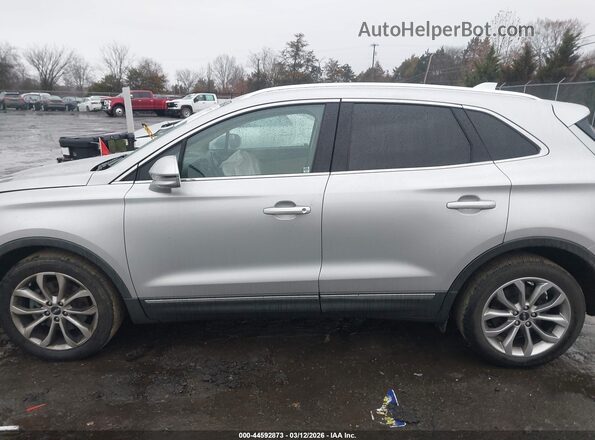 5LMCJ2C95KUL08186 2019 LINCOLN MKC Silver Widok wnętrza 360 stopni