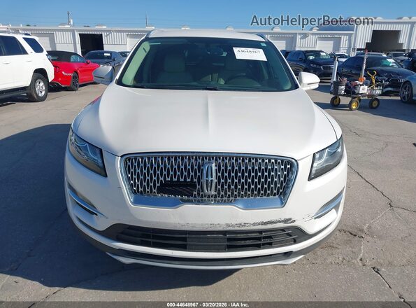 5LMCJ2C95KUL09208 2019 LINCOLN MKC White Widok zestawu wskaźników