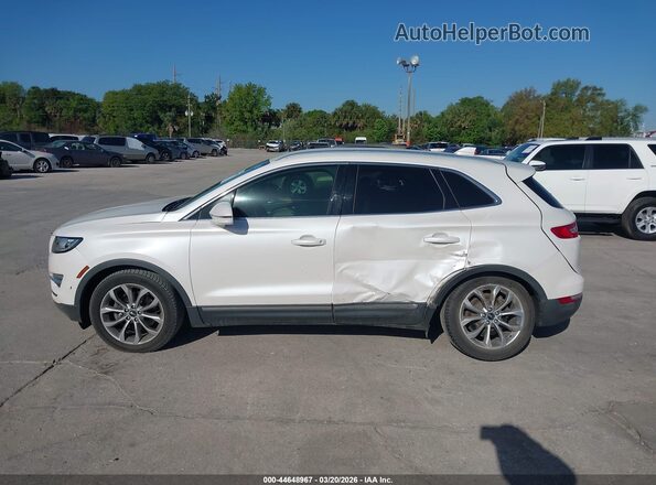 5LMCJ2C95KUL09208 2019 LINCOLN MKC White Widok wnętrza 360 stopni