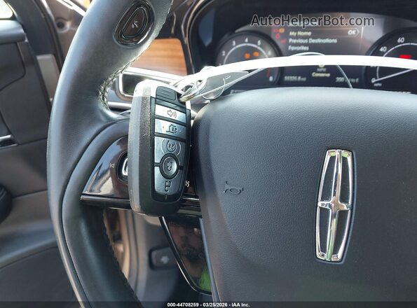 5LMCJ2C98LUL08832 2020 LINCOLN CORSAIR Серый Вид панели приборов
