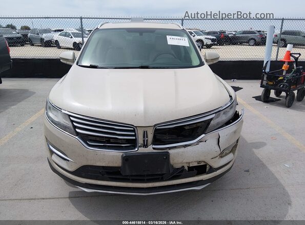 5LMCJ2C9XJUL04438 2018 LINCOLN MKC Tan Instrument cluster view