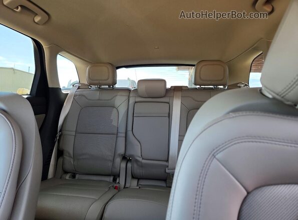 5LMCJ2CA6RUL16544 2024 LINCOLN CORSAIR Black Rear seats view