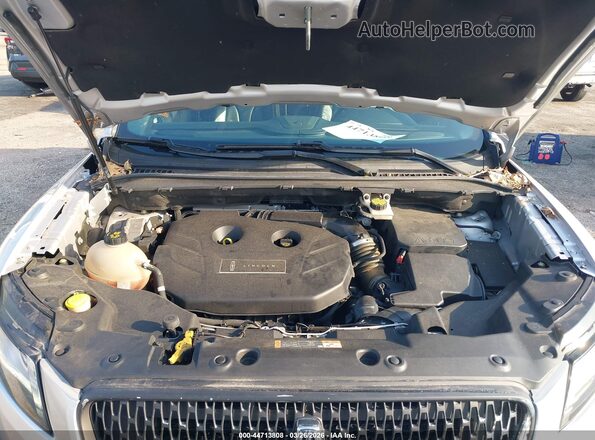 5LMCJ2D92KUL44299 2019 LINCOLN MKC Silver Rear view