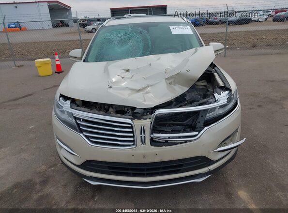 5LMCJ2D98JUL07157 2018 LINCOLN MKC Tan Вид задньої частини салону