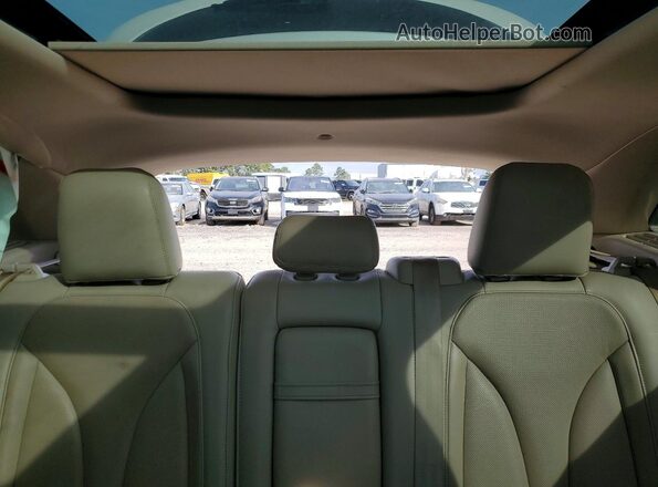 5LMCJ3C97KUL25903 2019 LINCOLN MKC White უკანა სავარძლების ხედი