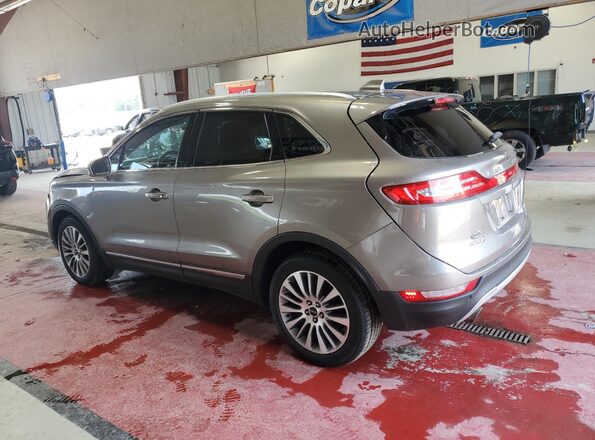5LMCJ3D90HUL03278 2017 LINCOLN MKC Tan Trasero izquierdo