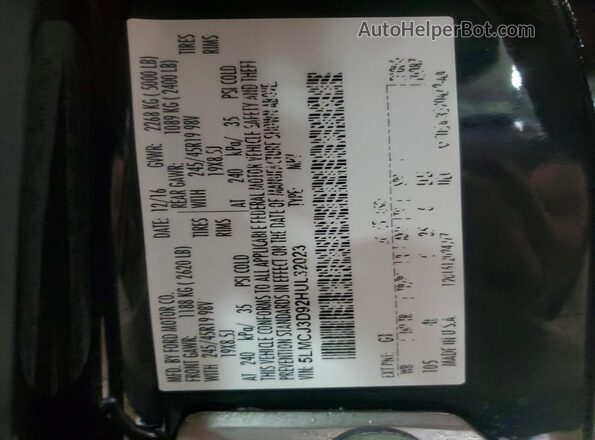 5LMCJ3D92HUL32023 2017 LINCOLN MKC Black Vista interior de 360 grados