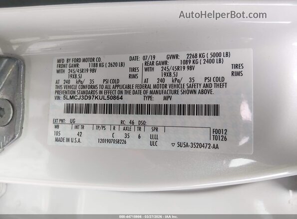 5LMCJ3D97KUL50864 2019 LINCOLN MKC White ძრავის განყოფილების ხედი