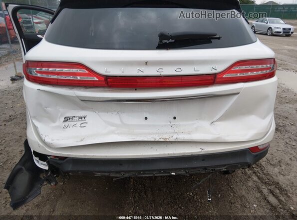 5LMCJ3D97KUL50864 2019 LINCOLN MKC White წინა ხედი