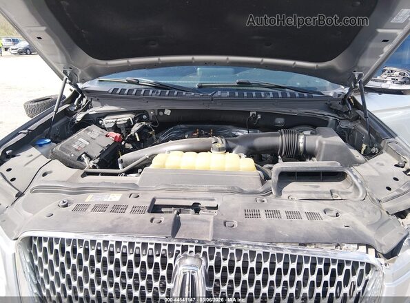 5LMJJ2KT3MEL03523 2021 LINCOLN NAVIGATOR Silver 