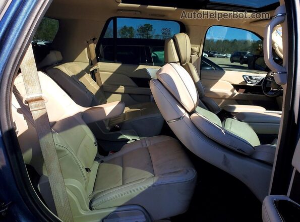 5LMJJ2LT2KEL25010 2019 LINCOLN NAVIGATOR Синий Вид задних сидений
