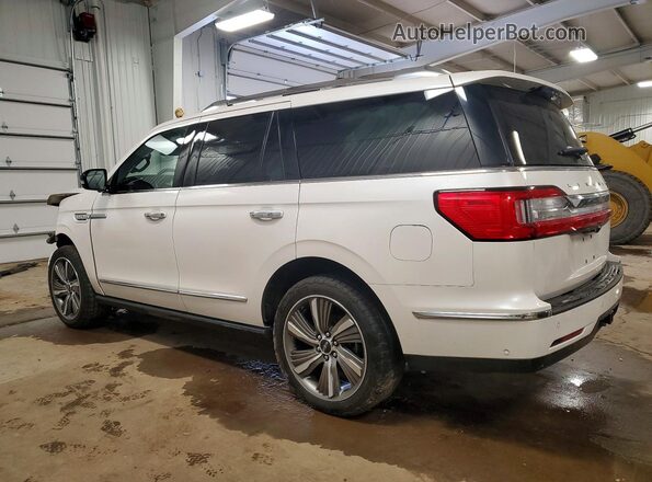 5LMJJ2LT4KEL26322 2019 LINCOLN NAVIGATOR White Rear left