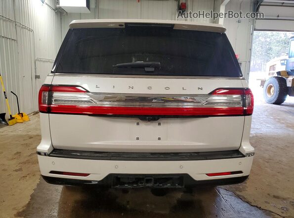 5LMJJ2LT4KEL26322 2019 LINCOLN NAVIGATOR White Rear view