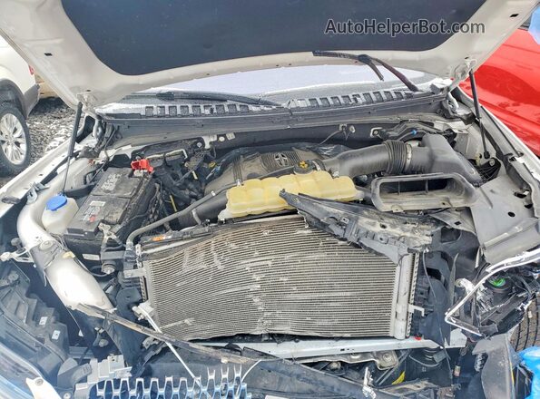 5LMJJ2LT4KEL26322 2019 LINCOLN NAVIGATOR White Engine compartment view