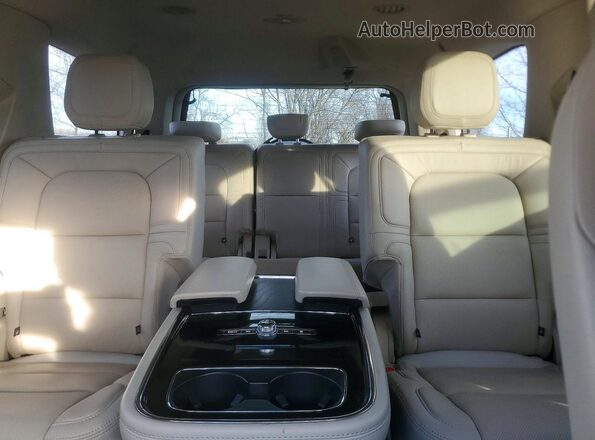 5LMJJ2LT7LEL06292 2020 LINCOLN NAVIGATOR Blue Вид задніх сидінь