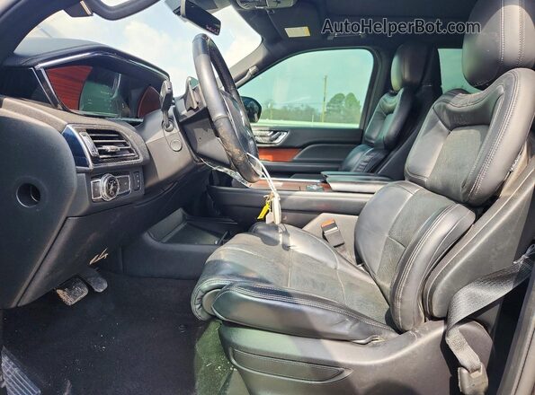 5LMJJ2LT8LEL21075 2020 LINCOLN NAVIGATOR Black Սալոնի դիմացի տեսք