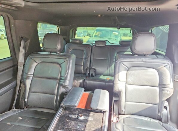 5LMJJ2LT8LEL21075 2020 LINCOLN NAVIGATOR Black Հետևի նստատեղերի տեսք