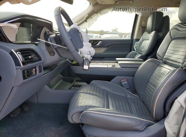 5LMJJ2TG2REL06454 2024 LINCOLN NAVIGATOR White წინა სალონის ხედი