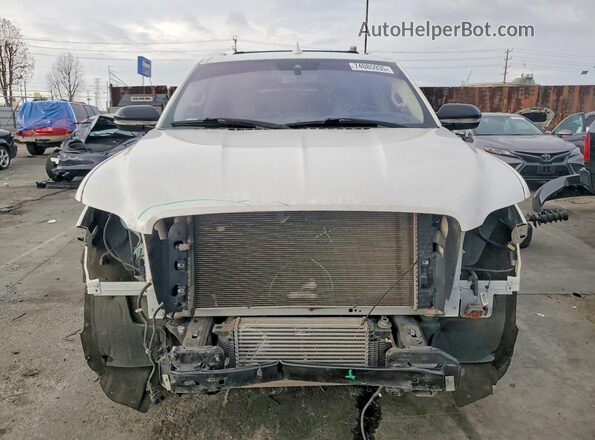 5LMJJ3HT8JEL05440 2018 LINCOLN NAVIGATOR White Front view