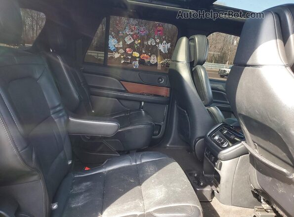 5LMJJ3LT2KEL17446 2019 LINCOLN NAVIGATOR Black Widok wnętrza z tyłu