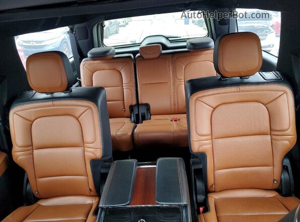 5LMJJ3LT2LEL12040 2020 LINCOLN NAVIGATOR Black უკანა სავარძლების ხედი