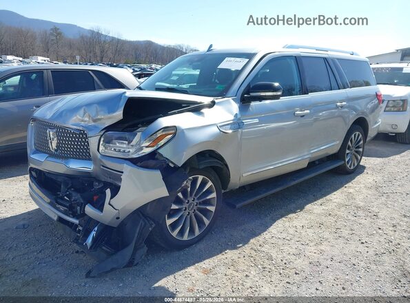 5LMJJ3LT2MEL04828 2021 LINCOLN NAVIGATOR Silver Front left