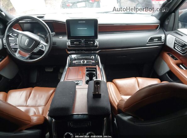 5LMJJ3LTXMEL12269 2021 LINCOLN NAVIGATOR Белый Вид салона спереди