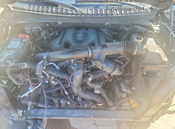 5LMJJ3TT1LEL05662 2020 LINCOLN NAVIGATOR Black Vista del compartimento del motor