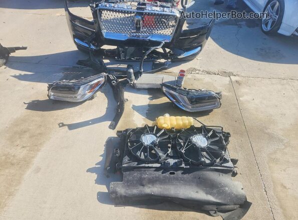 5LMJJ3TT1LEL05662 2020 LINCOLN NAVIGATOR Black Vista de la etiqueta del VIN