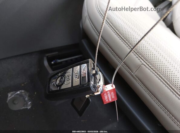 5LMPJ8K4XSJ931508 2025 LINCOLN NAUTILUS Red Вид панелі приладів