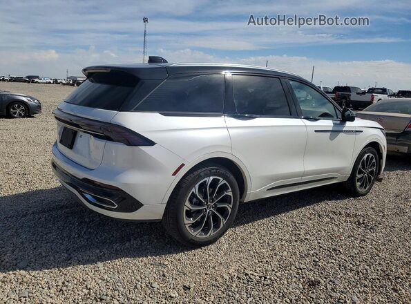 5LMPJ8KA5TJ993518 2026 LINCOLN NAUTILUS Белый Задняя правая четверть