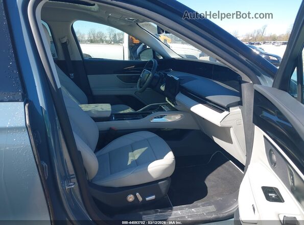 5LMPJ8KA9TJ994591 2026 LINCOLN NAUTILUS Зеленый 