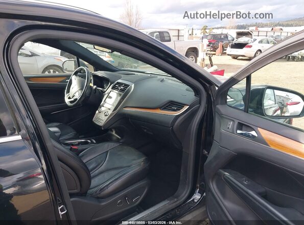 5LMTJ3DH7GUJ12544 2016 LINCOLN MKC Black Vista interior delantera