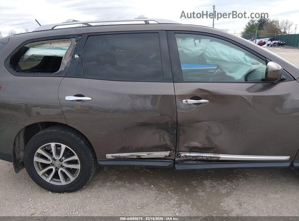 5N1AR2MM2GC626818 2016 NISSAN PATHFINDER Коричневый Вид спереди