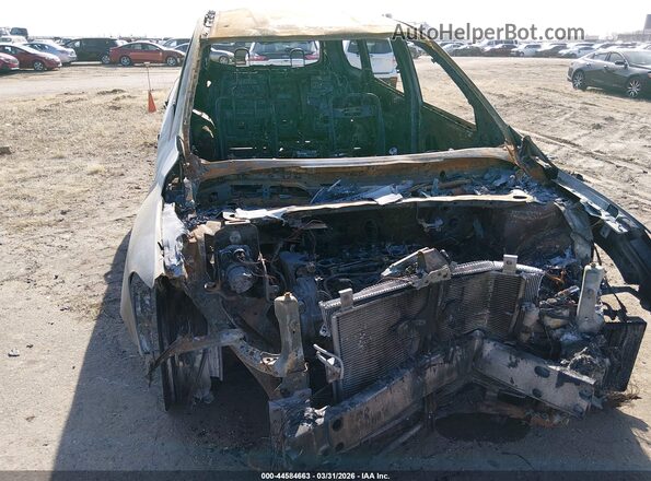 5N1AR2MM8GC625012 2016 NISSAN PATHFINDER Silver Դիմացի տեսք
