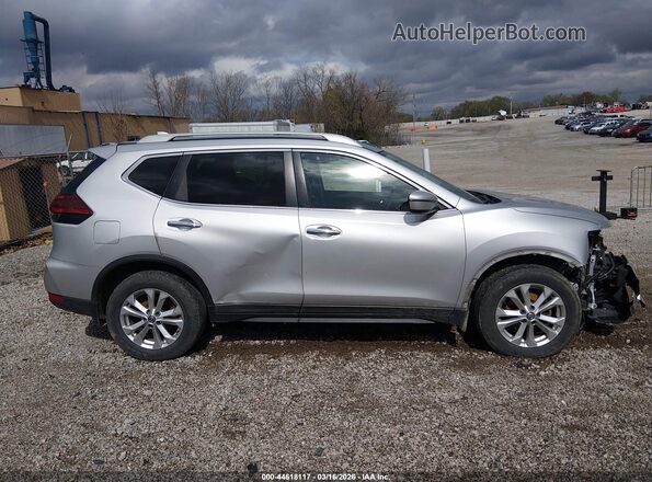 5N1AT2MT4JC816233 2018 NISSAN ROGUE Silver უკანა სალონის ხედი