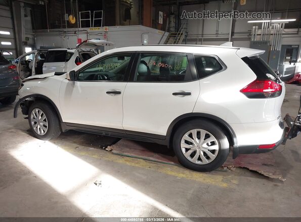 5N1AT2MT8HC845132 2017 NISSAN ROGUE White 