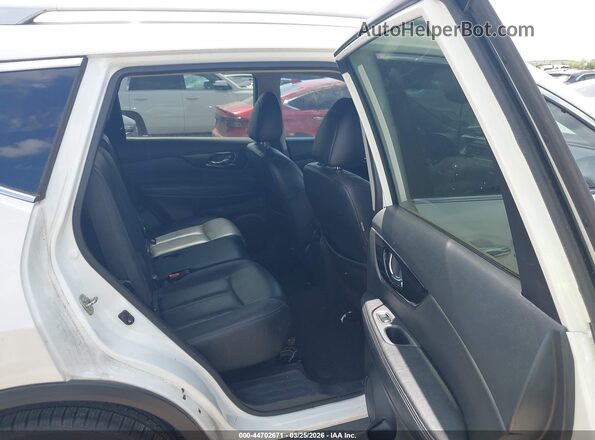 5N1AT2MTXLC749558 2020 NISSAN ROGUE White VIN sticker view