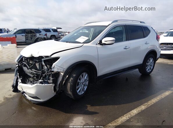 5N1AT2MV0JC847867 2018 NISSAN ROGUE White წინა მარცხენა ხედი სამი მეოთხედიდან