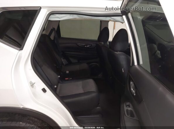 5N1AT2MV1JC773567 2018 NISSAN ROGUE White 