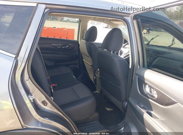 5N1AT2MV4HC896502 2017 NISSAN ROGUE Gray 