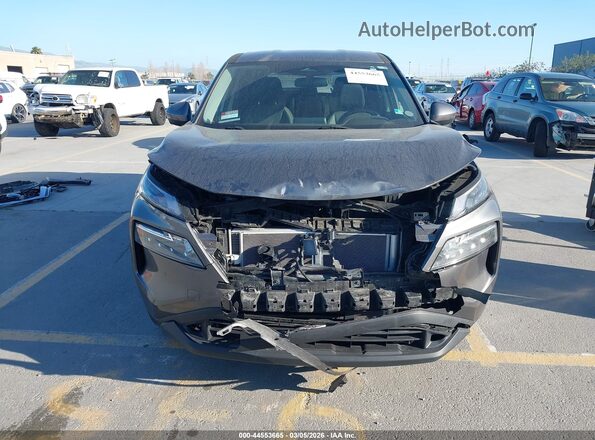 5N1AT3BA2MC804450 2021 NISSAN ROGUE Silver Вид задньої частини салону