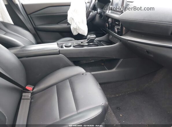 5N1AT3BBXMC724130 2021 NISSAN ROGUE Silver 