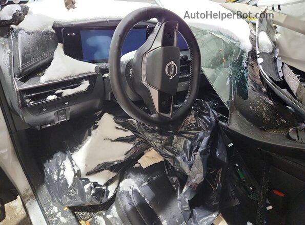 5N1AZ3BS5SC111604 2025 NISSAN MURANO Silver Widok deski rozdzielczej