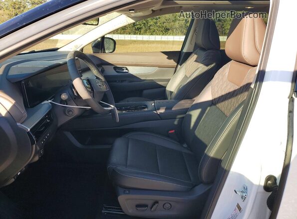 5N1AZ3DT9SC112499 2025 NISSAN MURANO White Vista interior delantera